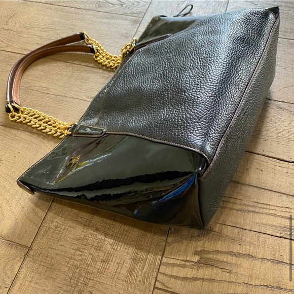 Coach Ava Tote. Classy. With a beautiful pebble leather feel! - Picture 9 of 9